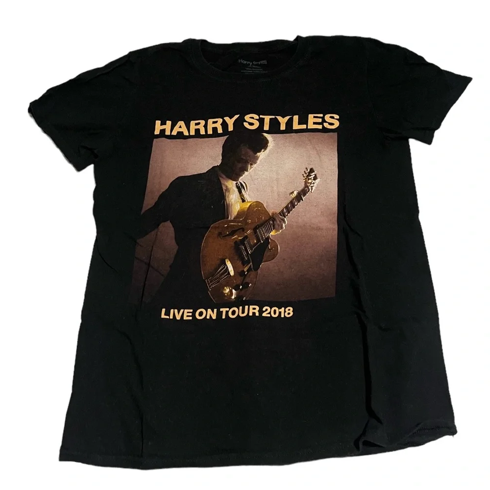 Harry Styles live on tour 2018 concert t shirt merch SMALL - Picture 1 of 3
